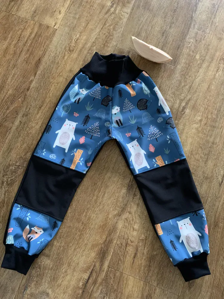 ZIMNÍ SOFTSHELLOVÉ KALHOTY PETROL FOREST BLACK